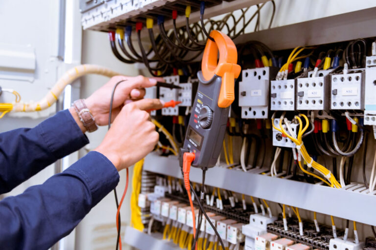 Top Reasons to Consider Hiring an Electrician in Austin